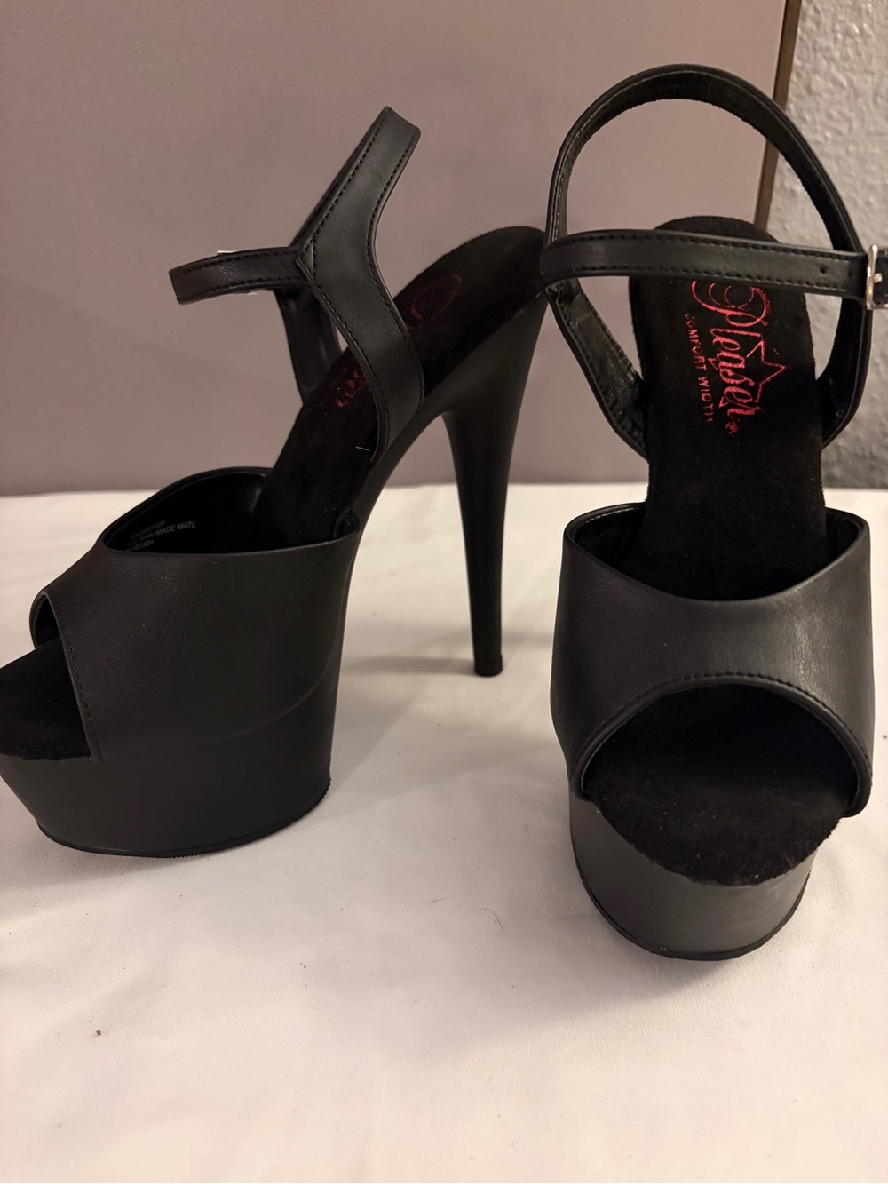Pleaser Excite-609 stripper platform stiletto heels.